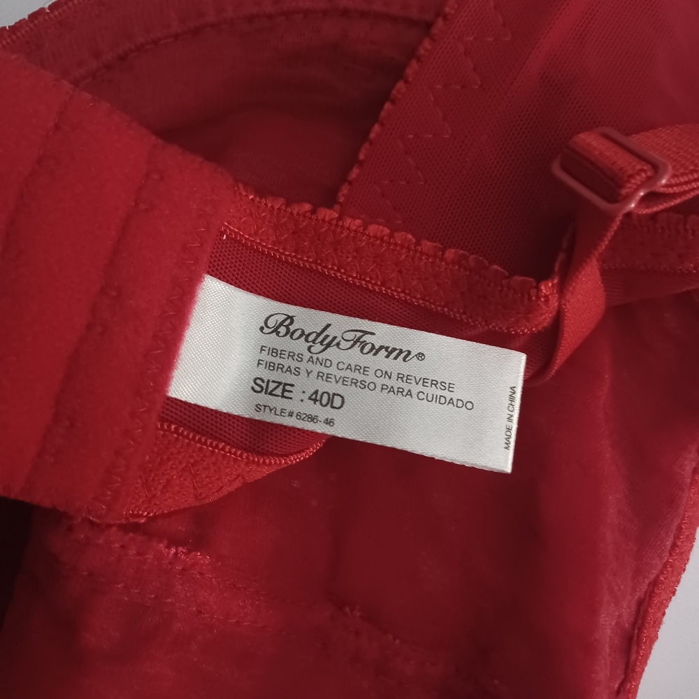 Body Form Red Lace Valentine's Day Underwire Bra Sz 40D - Picture 4 of 4